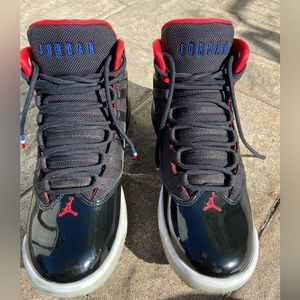 Jordan 11 Retro Playoff Breds